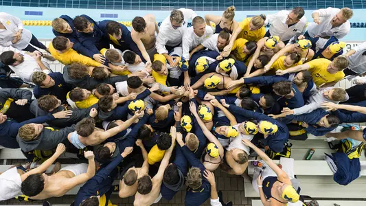 Women's Swimming and Diving Huddle