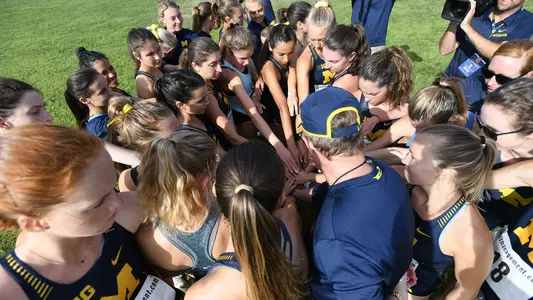 Women's Cross Country Team Huddle Generic
