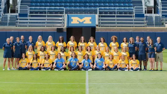 Women's Soccer 2019 Team Photo