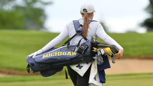 Women's Golf Walking with a Bag Generic