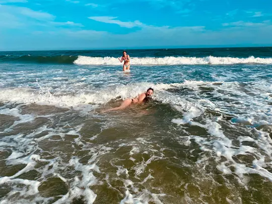 Sydney Whitaker Photo - Girls in the Surf