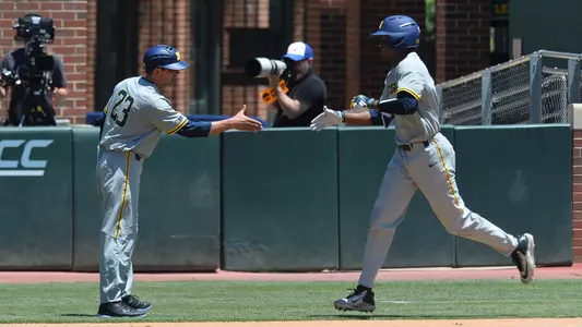 Johnny Slater (right) and Nick Schnabel