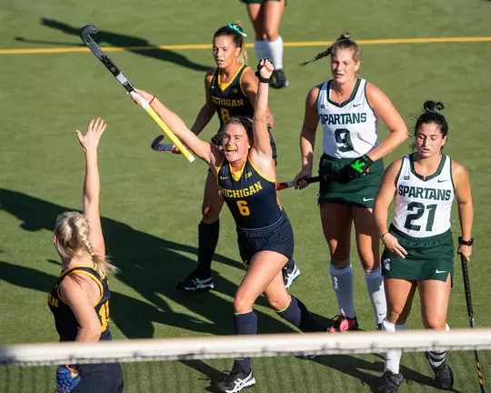 2019-20 Photos of the Year (Austin Thomason) -- Happy Helper