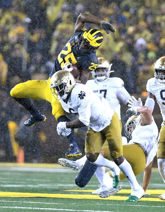 2019-20 Photos of the Year (Lon Horwedel) -- Taking to the Air