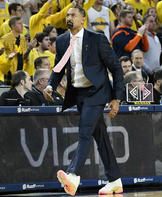 2019-20 Photos of the Year (Lon Horwedel) -- Walking With Purpose