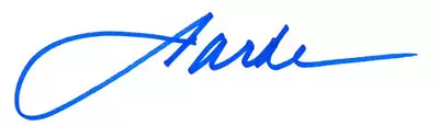 Warde Manuel Signature