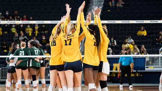 Volleyball Team Huddle Generic