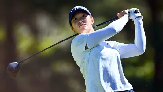 Ashley Lau (Tim Cowie)