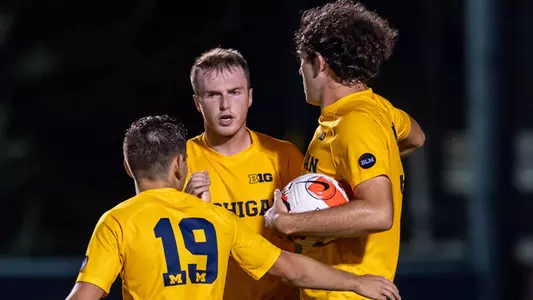 Men's Soccer Huddle Generic