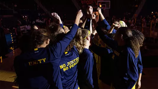 Women's Basketball Pregame Team Huddle Generic