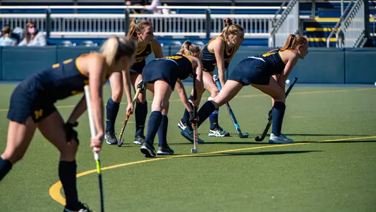 Field Hockey Group Huddle Generic