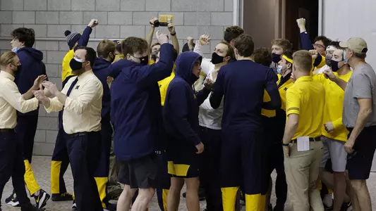 Men's Swimming and Diving Team Celebration Generic (Walt Middleton/Big Ten Conference)