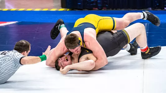 Mason Paris (Sam Janicki)