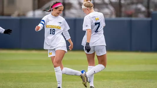 Raleigh Loughman (left), Meredith Haakenson