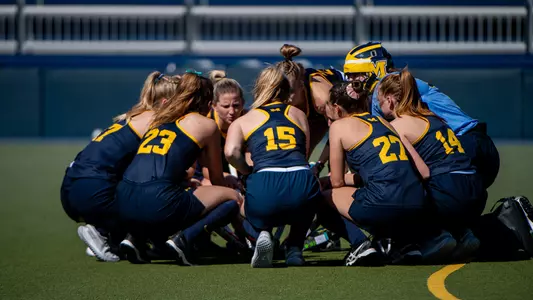 Field Hockey Group Huddle Generic