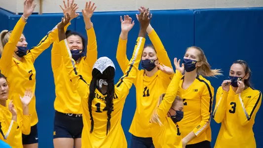 Volleyball Team Huddle Generic