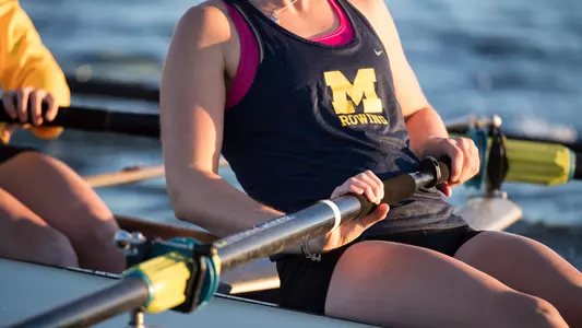 Rowing Logo Tank Generic