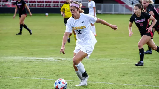 Nicki Hernandez (Louisville Athletics)
