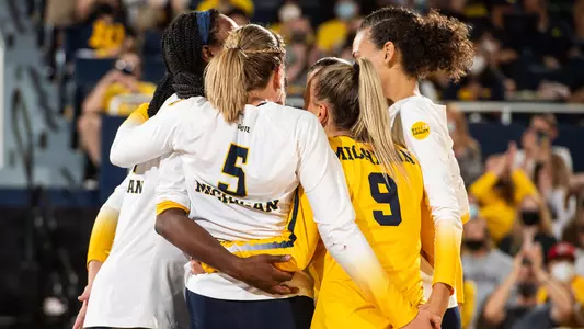 Volleyball Team Huddle Generic
