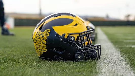 Helmet Outdoors Fiesta Bowl Practice