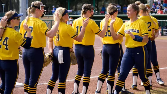 Softball Team pregame