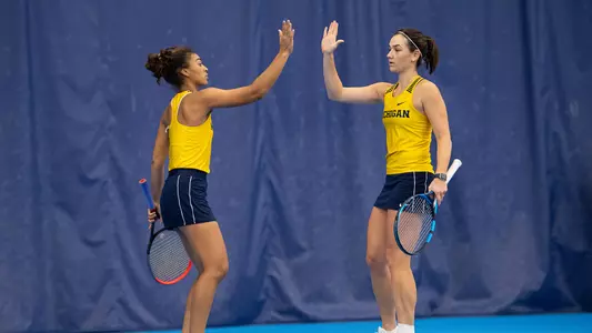 Nicole Hammond (L) and Anca Craciun (R)