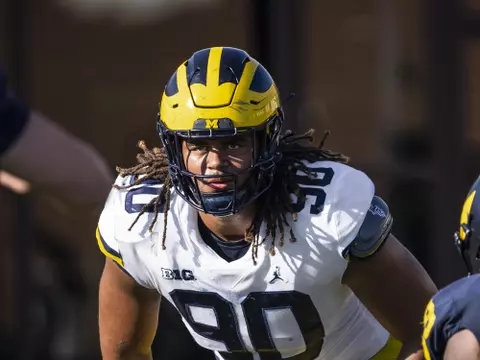 RJ Moten looks focused during a rep