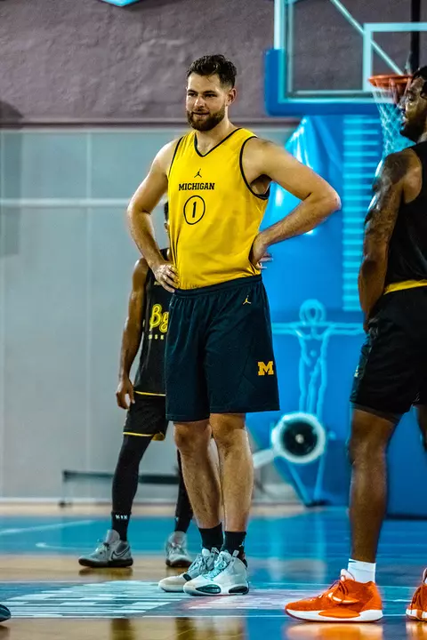 Men's Basketball 2022 Summer Trip: Hunter Dickinson