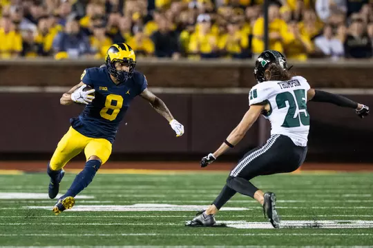 Football vs. Hawai'i
