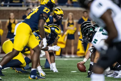 Football Visual Recap - Hawaii