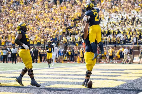 Visual Recap: vs. UConn - Blake Corum