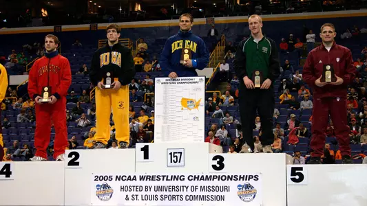 Ryan Bertin (center)