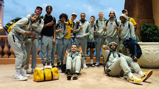 Men's Basketball Battle 4 Atlantis Group Photo