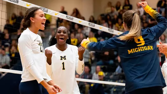 Kendall Murray (left), Serena Nyambio (center)