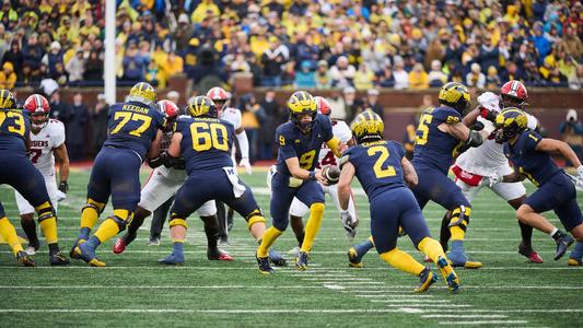 Corum, McCarthy, Zinter Among Six First-Team All-Big Ten Honorees on  Offense - University of Michigan Athletics