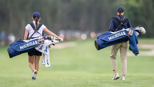 Women's golf bag generic two athletes