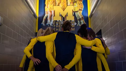 Women's basketball pregame tunnel generic