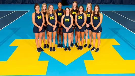Women's Tennis 2023-24 Team Photo