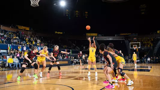 Laila Phelia Game-Winning Free Throws