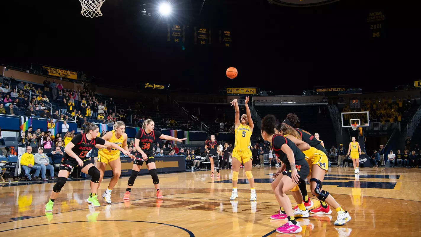 Laila Phelia Game-Winning Free Throws
