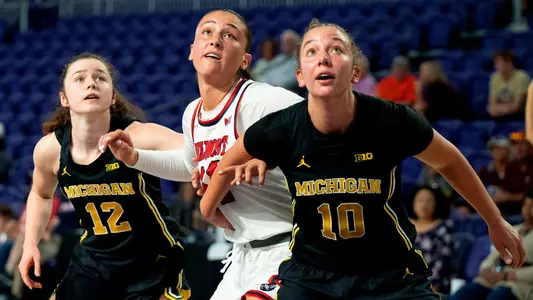 Syla Swords, left, and Jordan Hobbs, left (photo courtesy Fort Myers Tip-Off+)