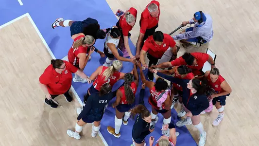 Erin Virtue, far left (Getty Images)