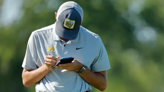 Men's Golf Keeping Score