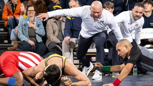 Beau Mantanona, Sean Bormet.