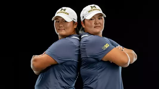 Sydney Sung (left) and Lauren Sung