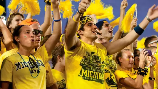 Michigan Fans - Athletes Connected