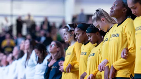 Women's basketball pregame lineup
