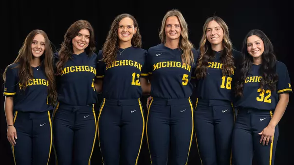 From left: Kiley Carr, Rachel Del Busto, Sienna Snyder, Grayson LaMarche, Sydney Hastings, Lily Palko