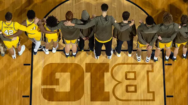 Men's Basketball Pregame Lineup