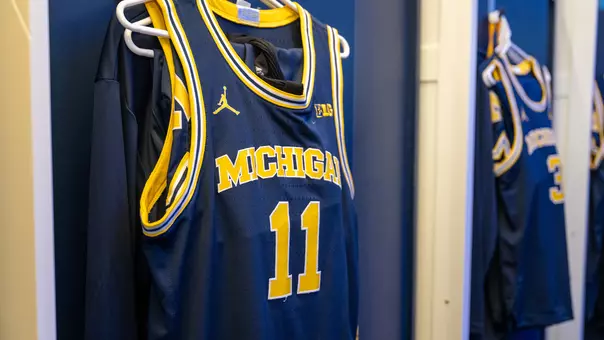 Men's basketball jersey road away